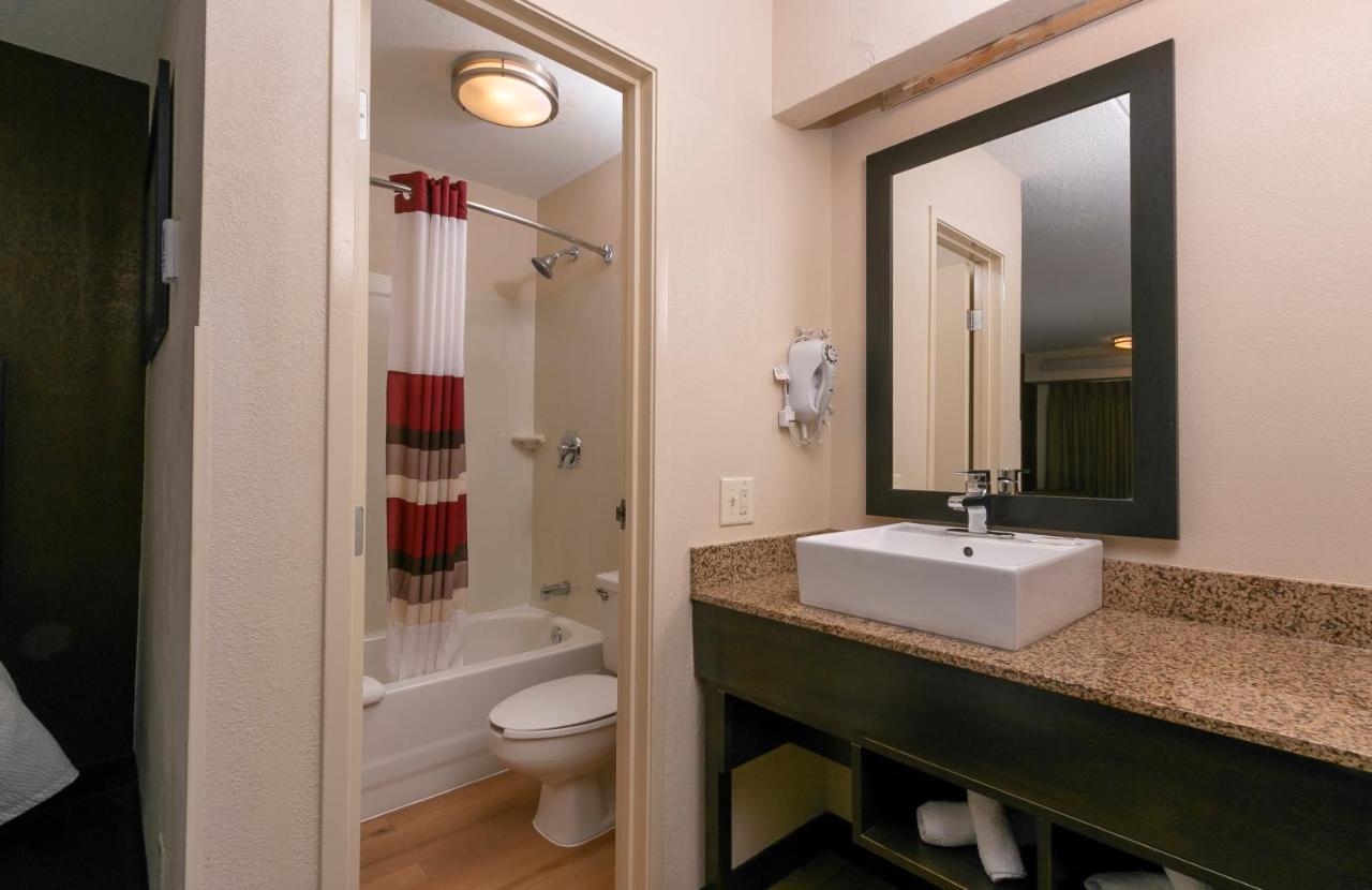 Red Roof Inn Plus+ Columbus-Ohio State University Osu Εξωτερικό φωτογραφία