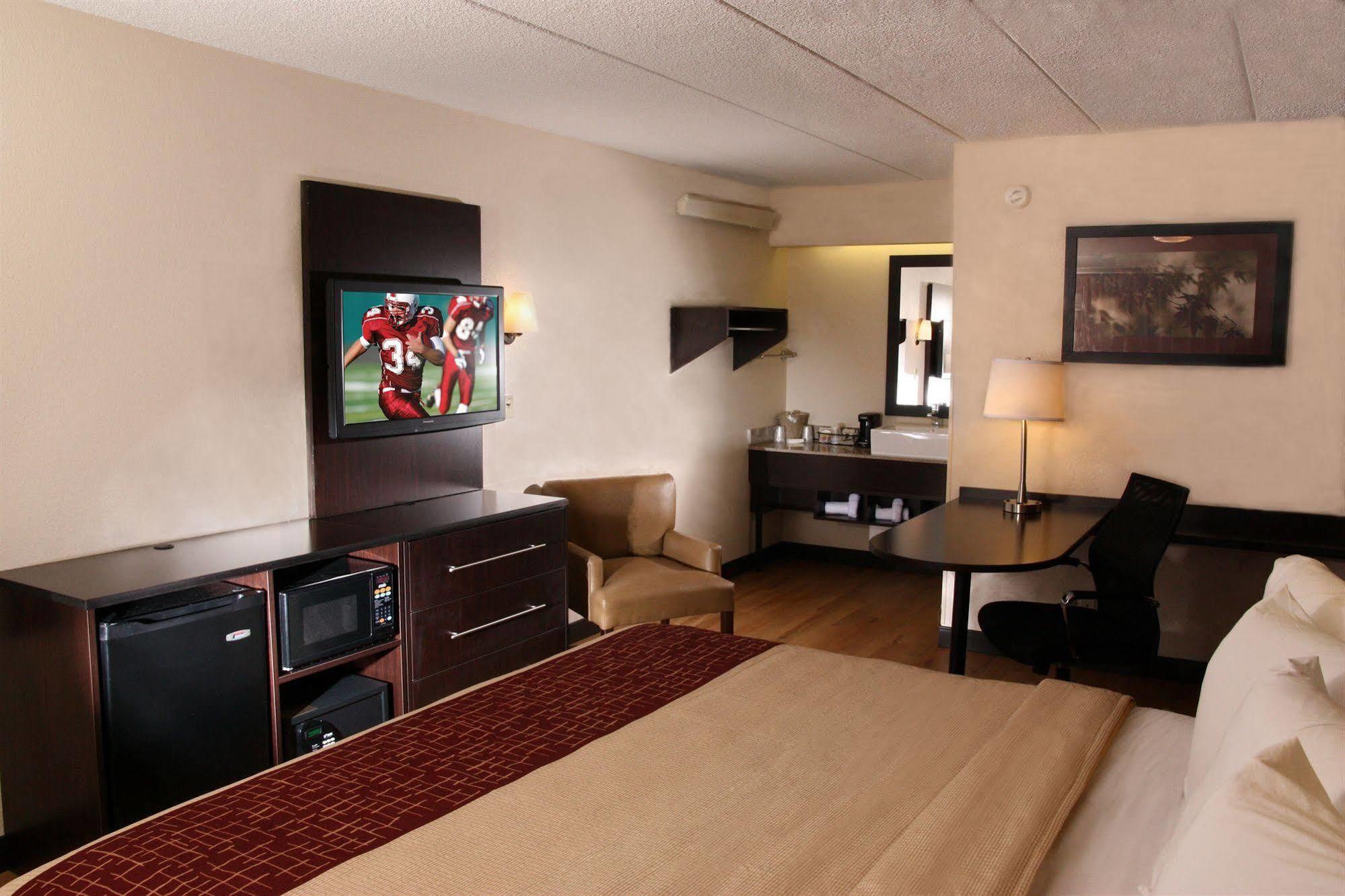 Red Roof Inn Plus+ Columbus-Ohio State University Osu Εξωτερικό φωτογραφία