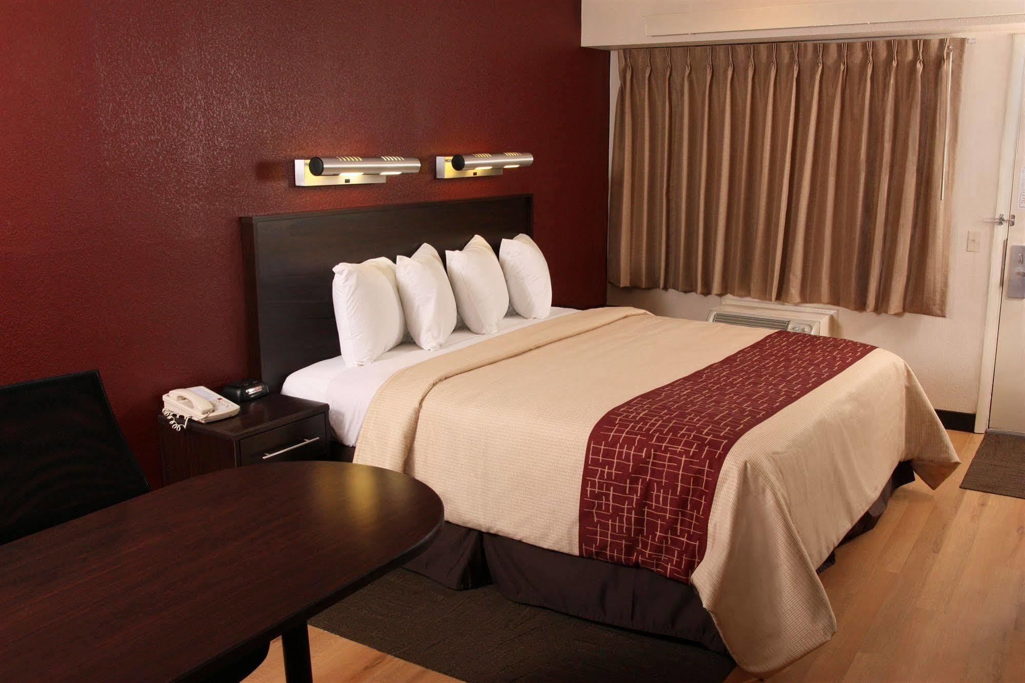 Red Roof Inn Plus+ Columbus-Ohio State University Osu Εξωτερικό φωτογραφία
